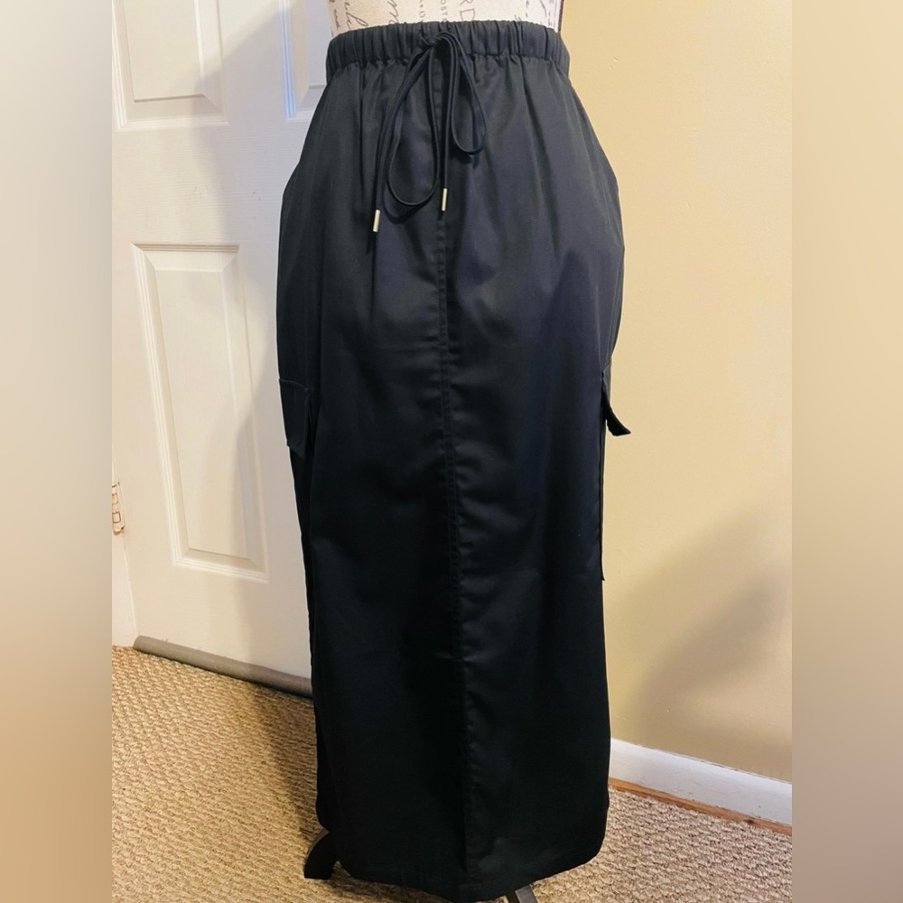 Wayf Black Ruched Pencil Maxi Skirt